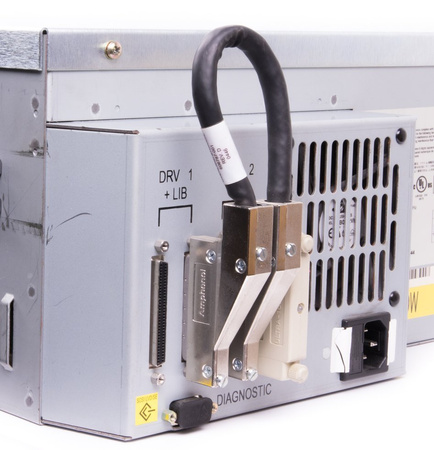 TAPE LIBRARY OVERLAND PowerLoader HPLTO-LXML2217RB